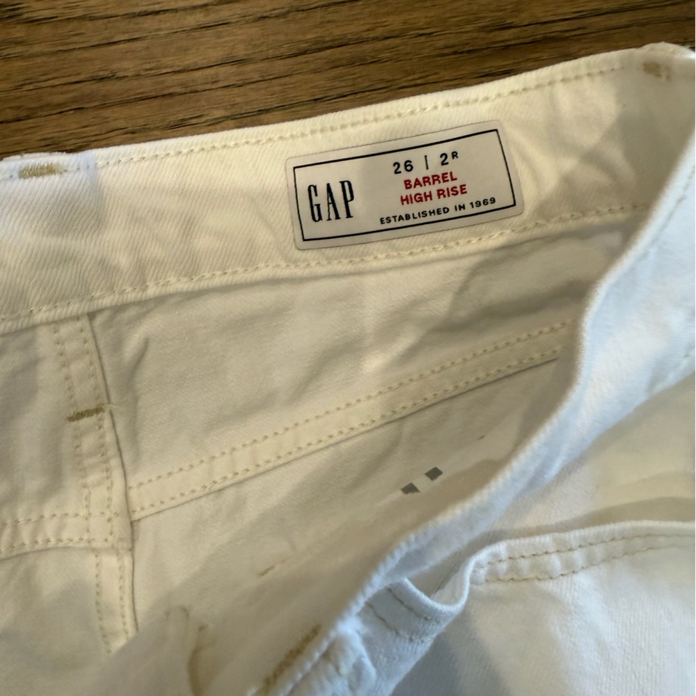 Gap High Rise Barrel Jeans - Picture 5 of 5